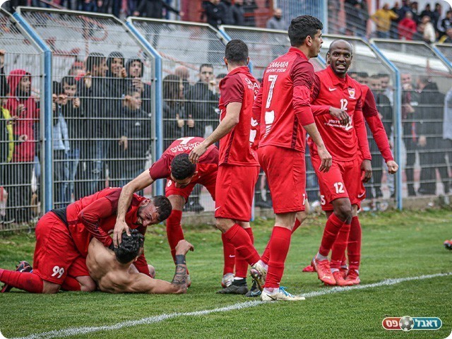 שחקני טירה. בדרך ל-3 נקודות בטוחות (נזיה סולטאן)